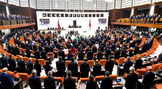 Yeni Yol Partisi yeniden grup kurdu, Meclis’te sandalye dağılımı güncellendi