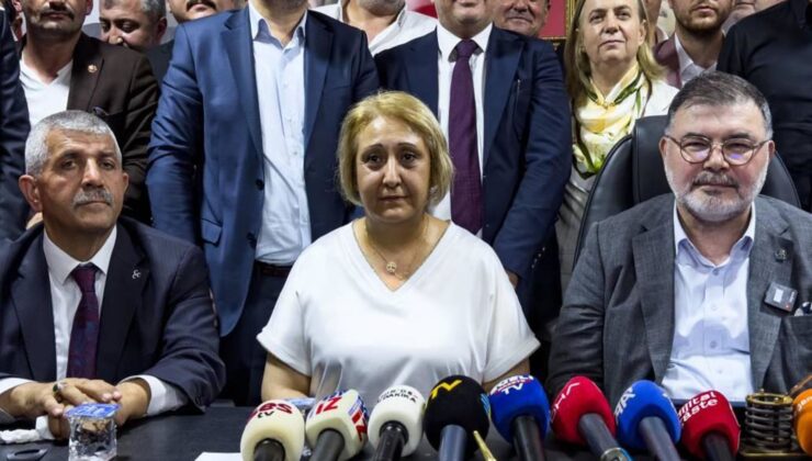 Büyük kavgalarla seçim tamamlanmıştı! Menderes Belediye Başkan Vekili seçimi yargıya taşınıyor