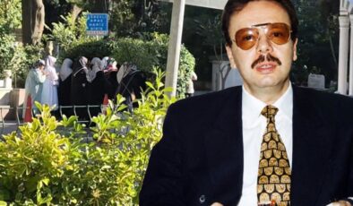 Arif Ahmet Denizolgun’un mezarının açılacağını duyan cemaat mensupları Karacaahmet Mezarlığı’nda toplandı