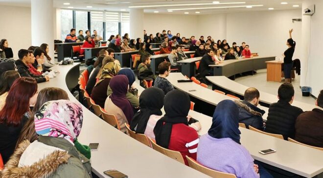 Milyonlarca öğrenciyi ilgilendiriyor! YÖK üniversite ücretlerine sınırı çekti