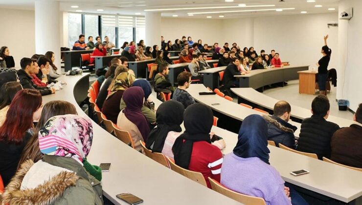 Milyonlarca öğrenciyi ilgilendiriyor! YÖK üniversite ücretlerine sınırı çekti
