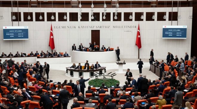 Çerçeve yasaya bağımsız milletvekillerinden tek ‘ret’ Koray Aydın’dan