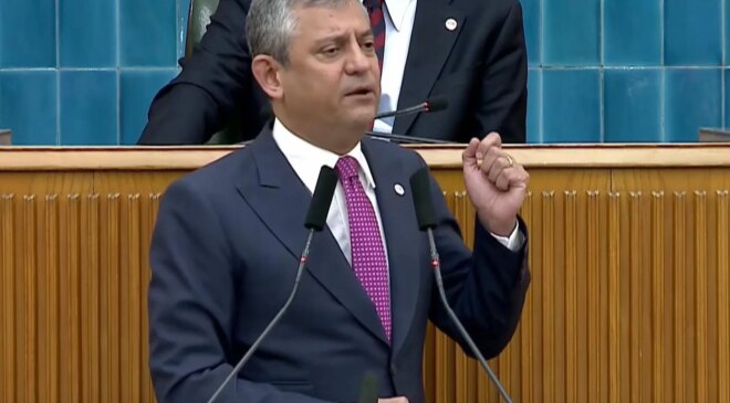Özgür Özel rakam verdi! İşte Yeni Parti’nin 5 günde topladığı bağış