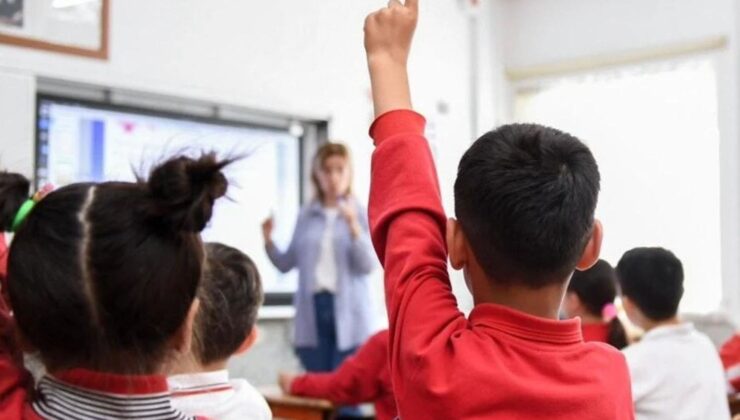 Özel okullarda yabancı isim dönemi sona eriyor