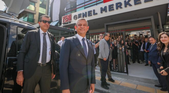 Özgür Özel partisinin bütçesini açıkladı! İşte 38 günde toplanan para