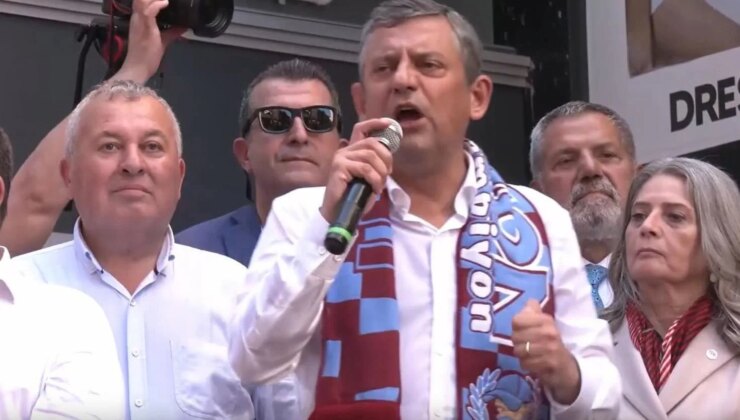Özgür Özel’den siyaset tarihine geçecek bir gaf daha!