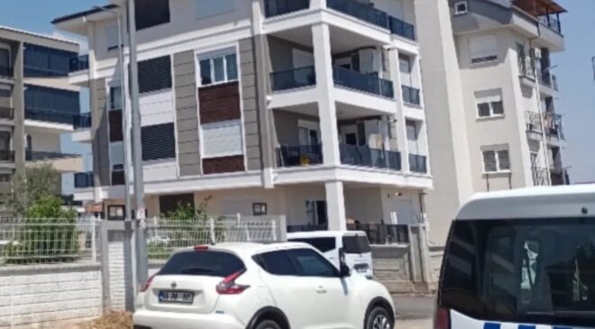 Polis memurunun sır dolu ölümü! 3 gün önce taşındığı evinde başından vurulmuş halde bulundu