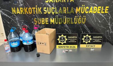 Emniyet güçlerini tehdit eden şahsın evinden zehir deposu çıktı