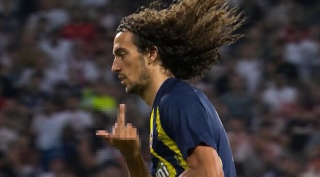 Guendouzi’den Lyon taraftarına olay hareket