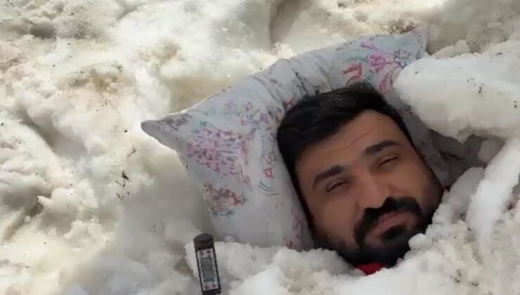 Şehir sıcaktan kavruldu, onlar karın tadını çıkardı
