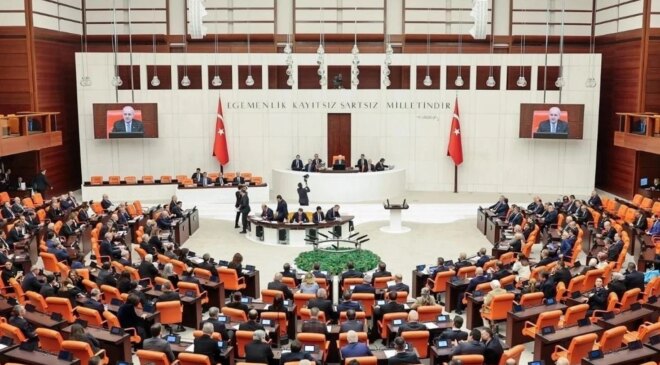 Şehit aileleri ve gazilerin hakları güçlendiren düzenleme yasalaştı