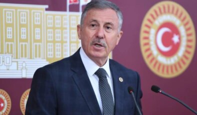 Selçuk Özdağ açıkladı: Ak Parti’ye mi geçiyor?