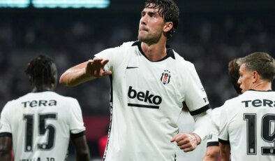 Vlahovic’i tutabilene aşk olsun! Dolmabahçe’de şov yaptı