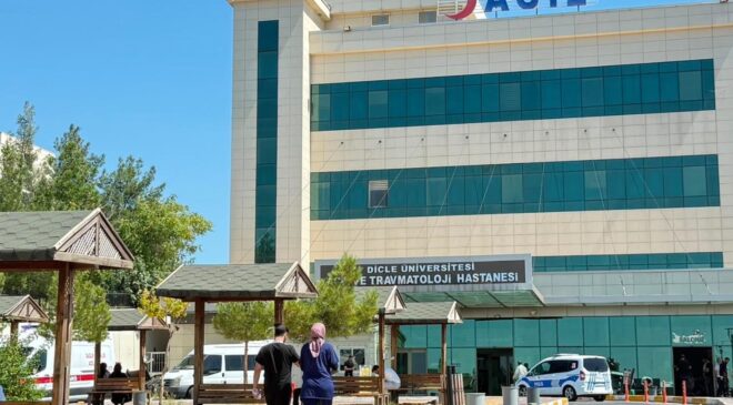 Alacak-verecek kavgası can aldı! Sözlü tartışma yerini silahlara bıraktı: 2 ölü
