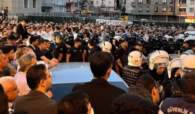 Süleymancılar’ın merkezine polis baskını! Adreste arama yapılıyor