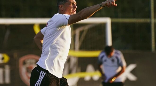 Süper Lig’de bu sezon 3 haftada 4 puan alan teknik adamla yollar ayrıldı