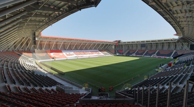 Süper Lig’in yeni stadı ilk maça hazır