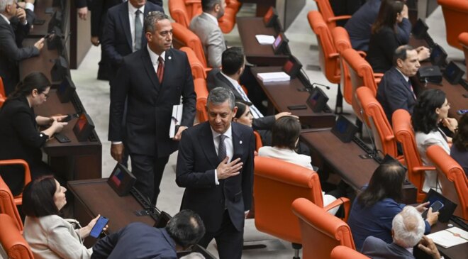 “Terörsüz Türkiye” yasasında oy dağılımı belli oldu: En büyük çatlak Yeni Parti’de
