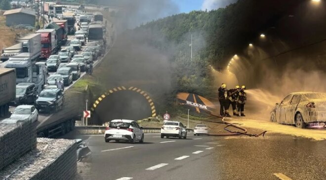 Bolu Dağı Tüneli’nde korkutan yangın: Ankara istikameti ulaşıma kapandı