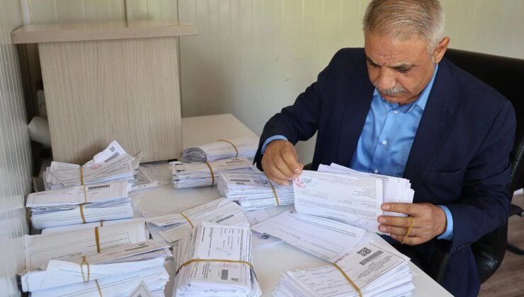 Türkiye’nin en büyük mahallesinin muhtarı, boşanma tebligatlarına dikkat çekti