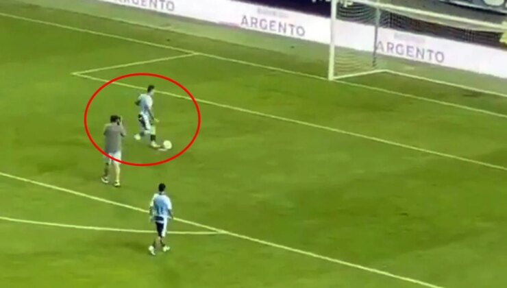 Uçak kaçacak diye sahadan çekildiler! Rakip boş kaleye penaltı atıp kupayı kutladı