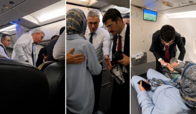 Uçakta fenalaşan yolcuya Sağlık Bakanı Memişoğlu müdahale etti