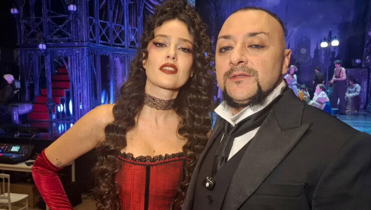 Pelin Akil sahnede peş peşe düştü, bacağı morardı!