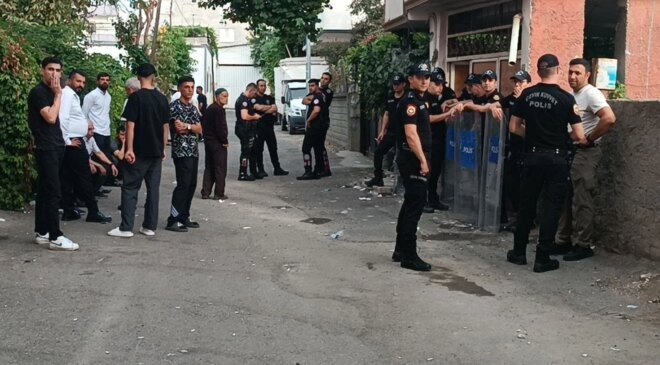 Batman’da annesini öldürüp çöp konteynerine attı, emniyete gidip teslim oldu
