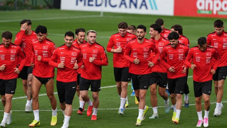 Ve yılın bombası patlıyor! Galatasaray milli yıldızla anlaşmak üzere