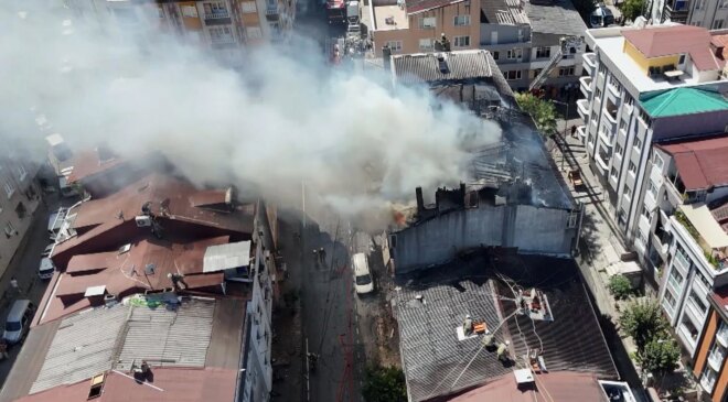 Gaziosmanpaşa’da çatı katında yangın: 1 ölü