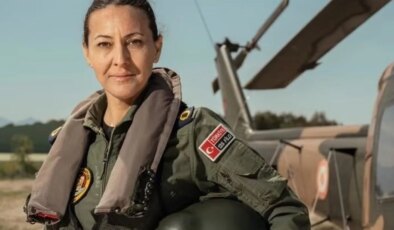 Türk Hava Kuvvetleri’nin ilk kadın paşası Özlem Karapınar oldu
