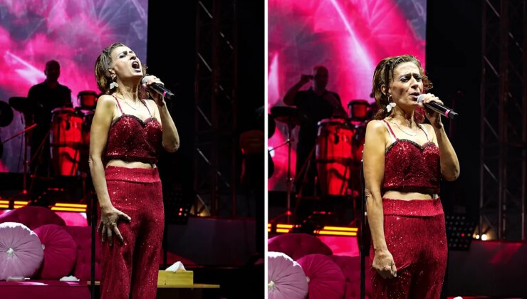 Yıldız Tilbe söyledi, 200 bin kişi İstiklal Marşı’na eşlik etti