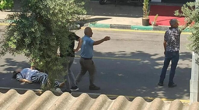 Yüz metre arayla boşanma aşamasındaki eşini öldürüp baldızını ağır yaraladı
