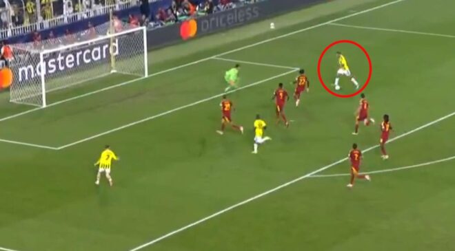 Bu da kaçar mı? Fenerbahçelileri ahlar vahlar ettiren pozisyon