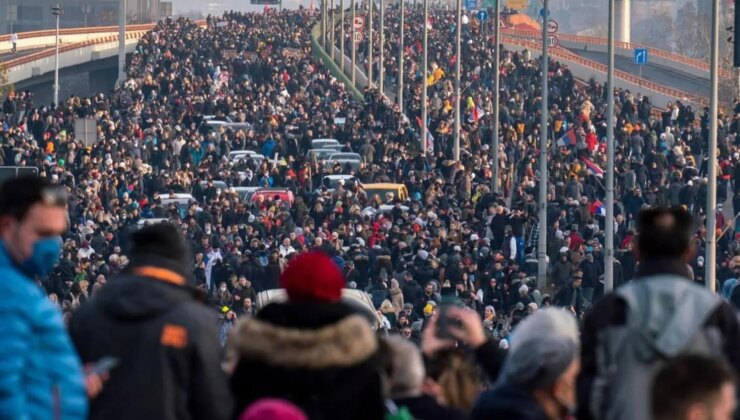 Sırbistan Cumhurbaşkanı Vucic, parlamentoyu feshetti