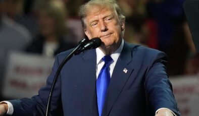 Trump seçimi kazanmak için kesenin ağzını açtı! Herkese 5 bin dolar verecek
