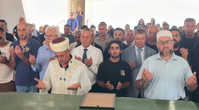 Girne’deki gemi faciasında batık gemiden çıkarılan ilk cenaze toprağa verildi