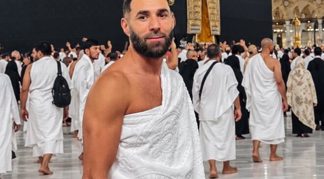 Karim Benzema Kabe’ye gitti! Paylaşımına tek cümlelik not