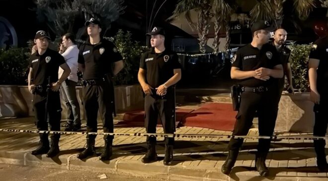Denizli’de alacak verecek kavgası silahlı çatışmaya döndü: Çok sayıda ölü ve yaralı var