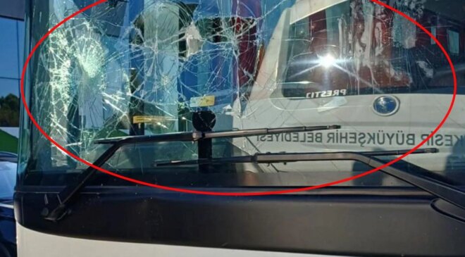 Daha ilk maçtan bu yapılır mı? Birkaç saat arayla iki farklı takım taraftarıyla arbede yaşadılar