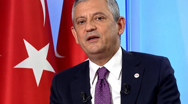 Özel’den erken yerel seçim çağrısı: Yüzde 45’in altında kazanırsak hiçbir şey bilmiyorum