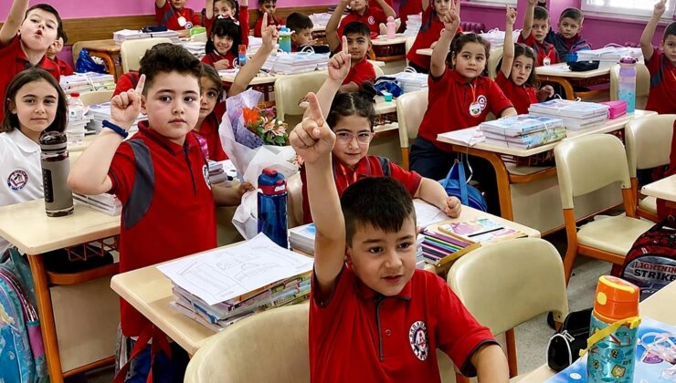 Okullar açılmadan yüzde 30 zam! Veliler kara kara düşünüyor