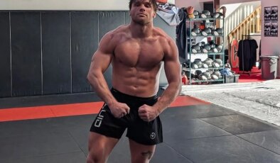 MMA dövüşçüsünden akılalmaz karar! Bu kez rakibi insan değil