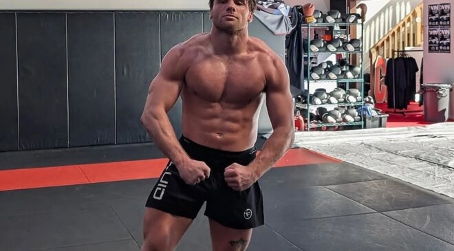 MMA dövüşçüsünden akılalmaz karar! Bu kez rakibi insan değil
