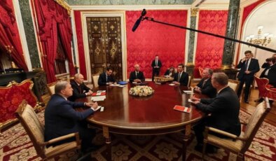 Putin, Trump’ın özel temsilcileriyle görüştü: Durum basit değil