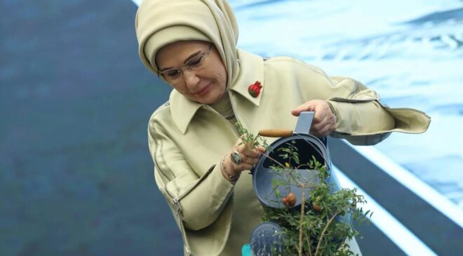 Emine Erdoğan’dan Botanik Bahçesi’ne ziyaret