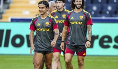 Fenerbahçe maçı öncesi Kadıköy’de son antrenmanını yapan Roma’da şok sakatlık