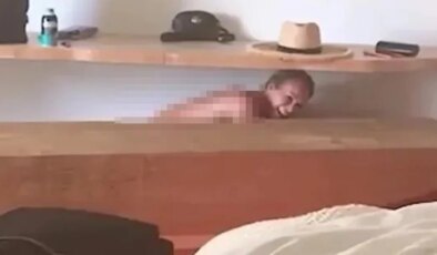 İngiliz oyuncu kıyafetsizken eşi kamerayı açtı! Eşine “Sakın çekme” diye seslendi
