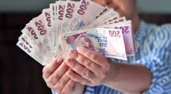 Milyonlar merakla bekliyor! İşte en düşük emekli maaşı için konuşulan rakam