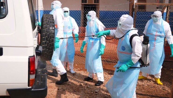 Salgın kabusu geri döndü! Ebola, koronadan bile hızlı yayılıyor